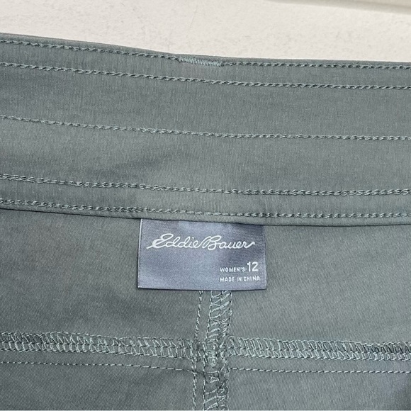 Eddie Bauer Womens Summer Trail Shorts - Picture 3 of 5